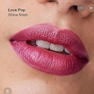 Clinique lipstick 13 love pop